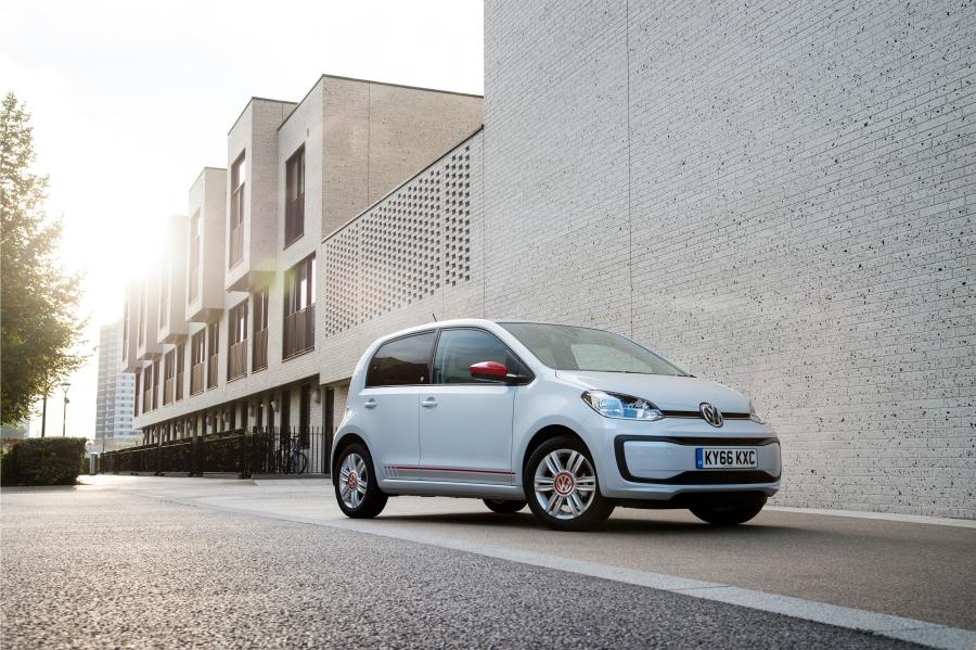  Volkswagen up! beats 5-Door 2016 года  (UK) (фото 21 из 23)